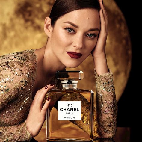 chanel perfume model 2023